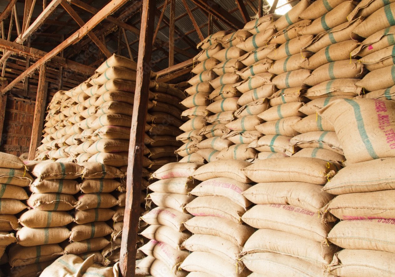 Produits agricoles conditionnés et stockés dans un entrepôt